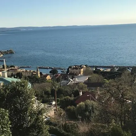 Sea Life Oda ve Kahvaltı 4*