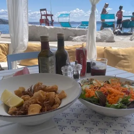 Sea Life Oda ve Kahvaltı