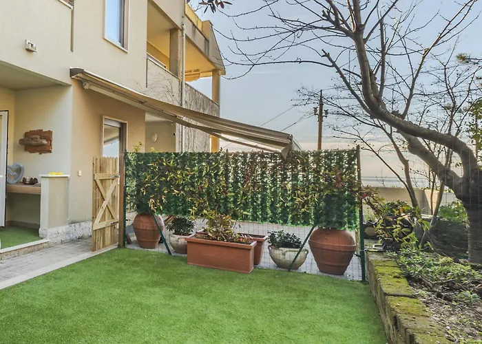 Bed & Breakfast Sea Life 4*